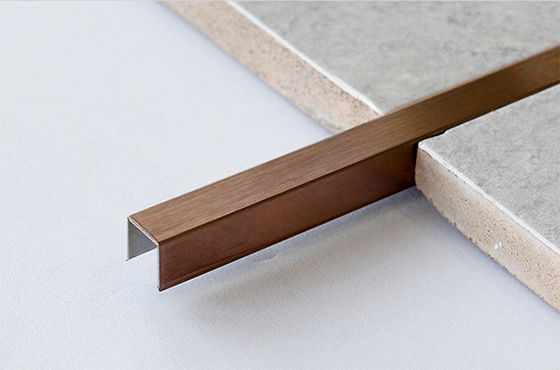 セラミック タイルのための角のトリムの金属の端のトリムの外の2mmのステンレス鋼