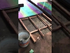 屋内の間仕切りや壁装飾用のカラフルな穴あきステンレス鋼シート